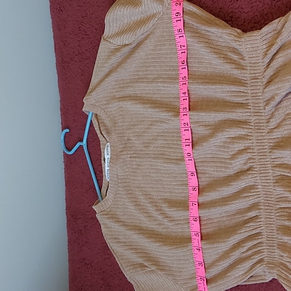 HYFVE light brown sweater with elastic at waist and cuffs - Picture 5 of 6